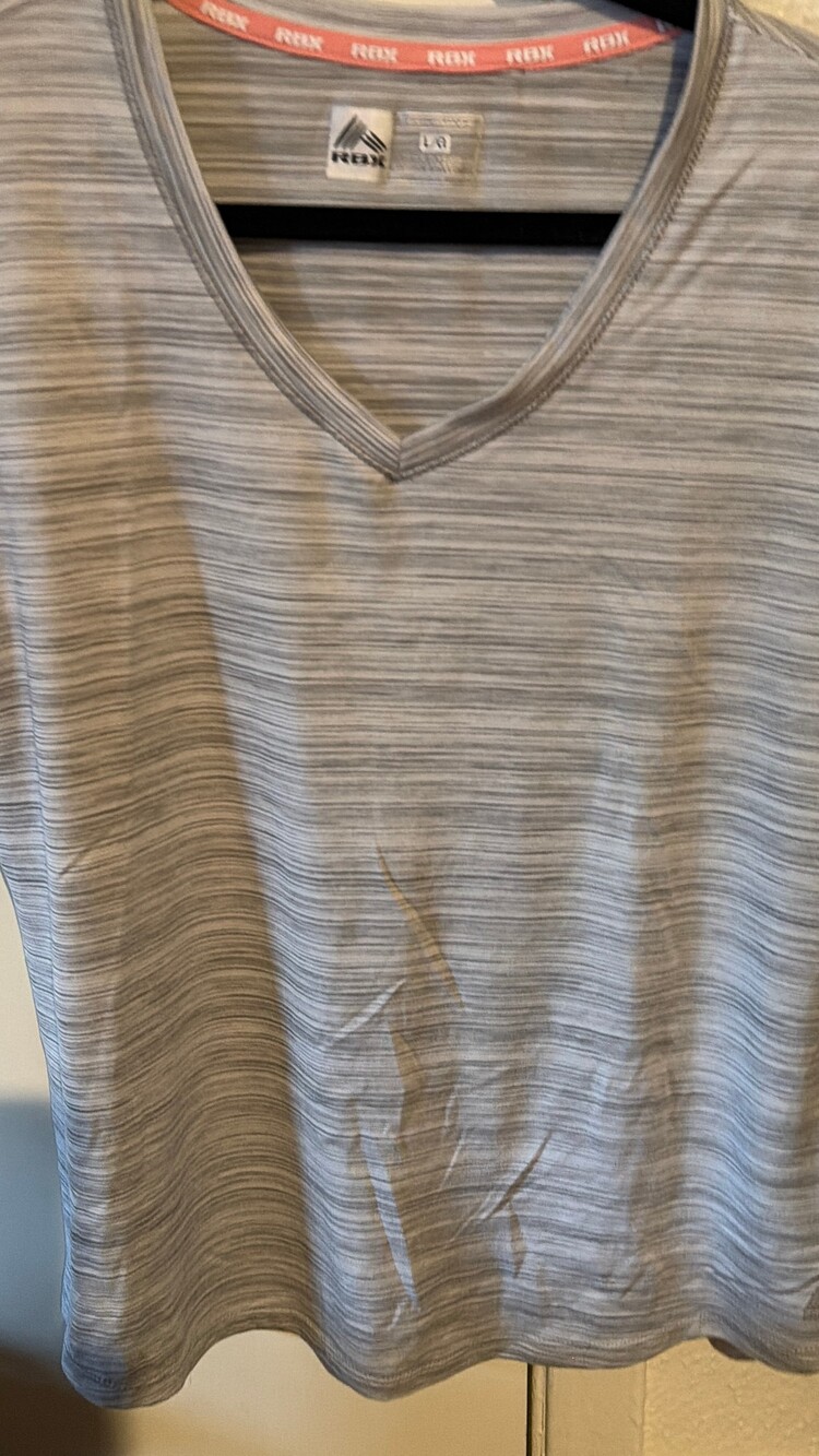 RBX Large V-neck Short Sleeve Shirt Gray Polyester